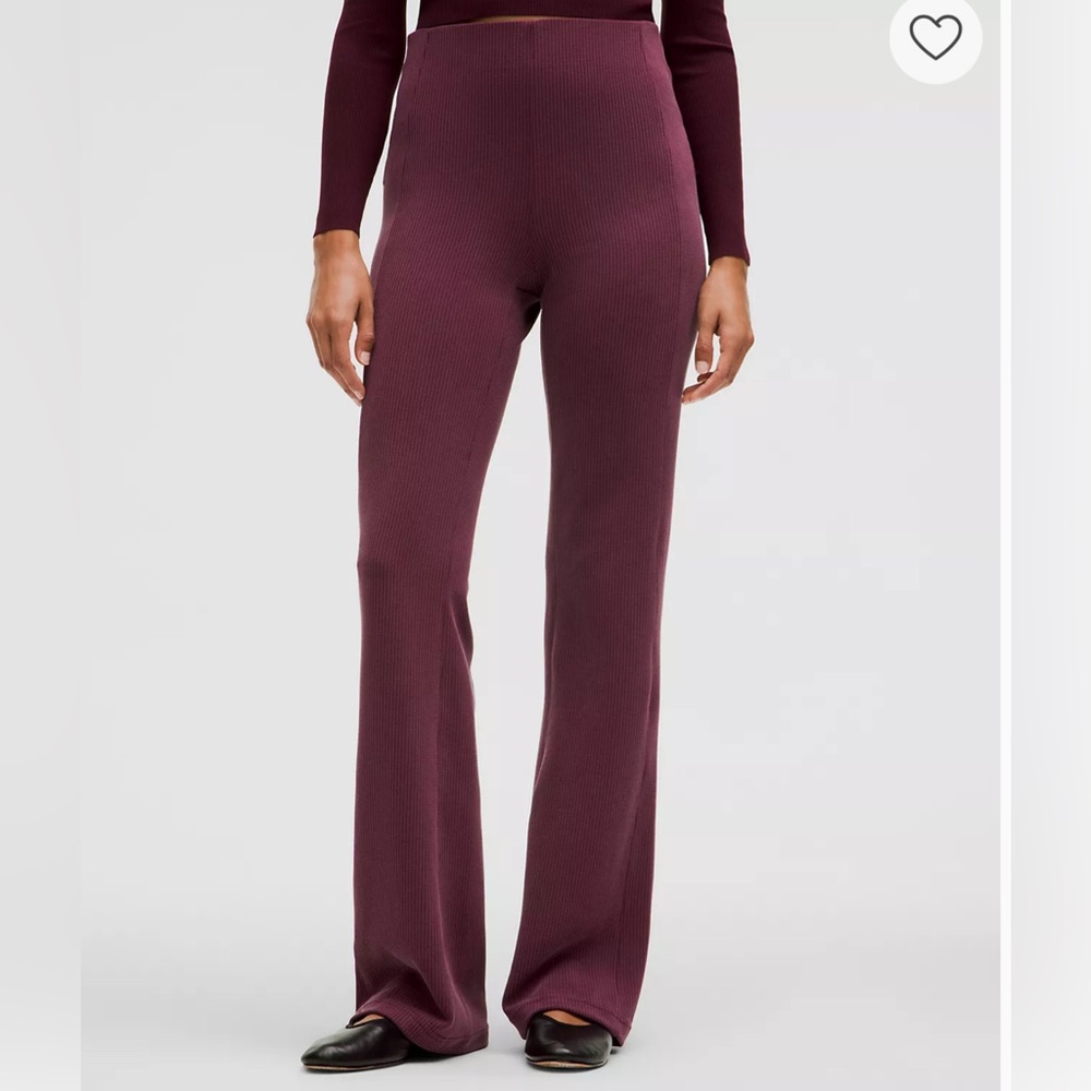 Lululemon flare leggings NEW